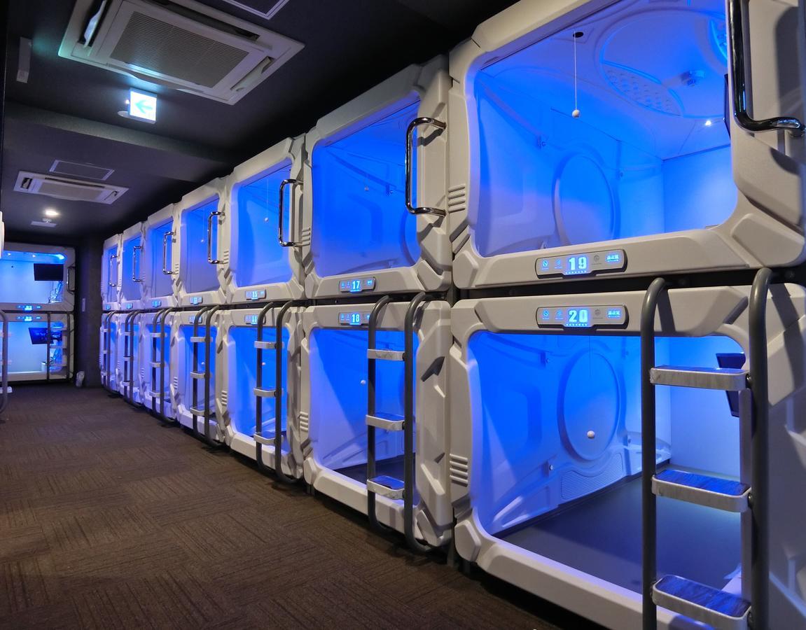 Capsule Hotel Manyudo 교토 외부 사진