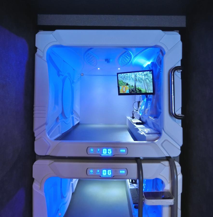 Capsule Hotel Manyudo 교토 외부 사진